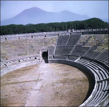 821PompeiiArena