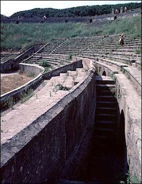 823PompeiiArena